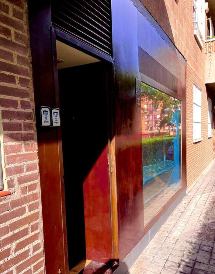 Homeabout Madrid Rio Apartment Экстерьер фото